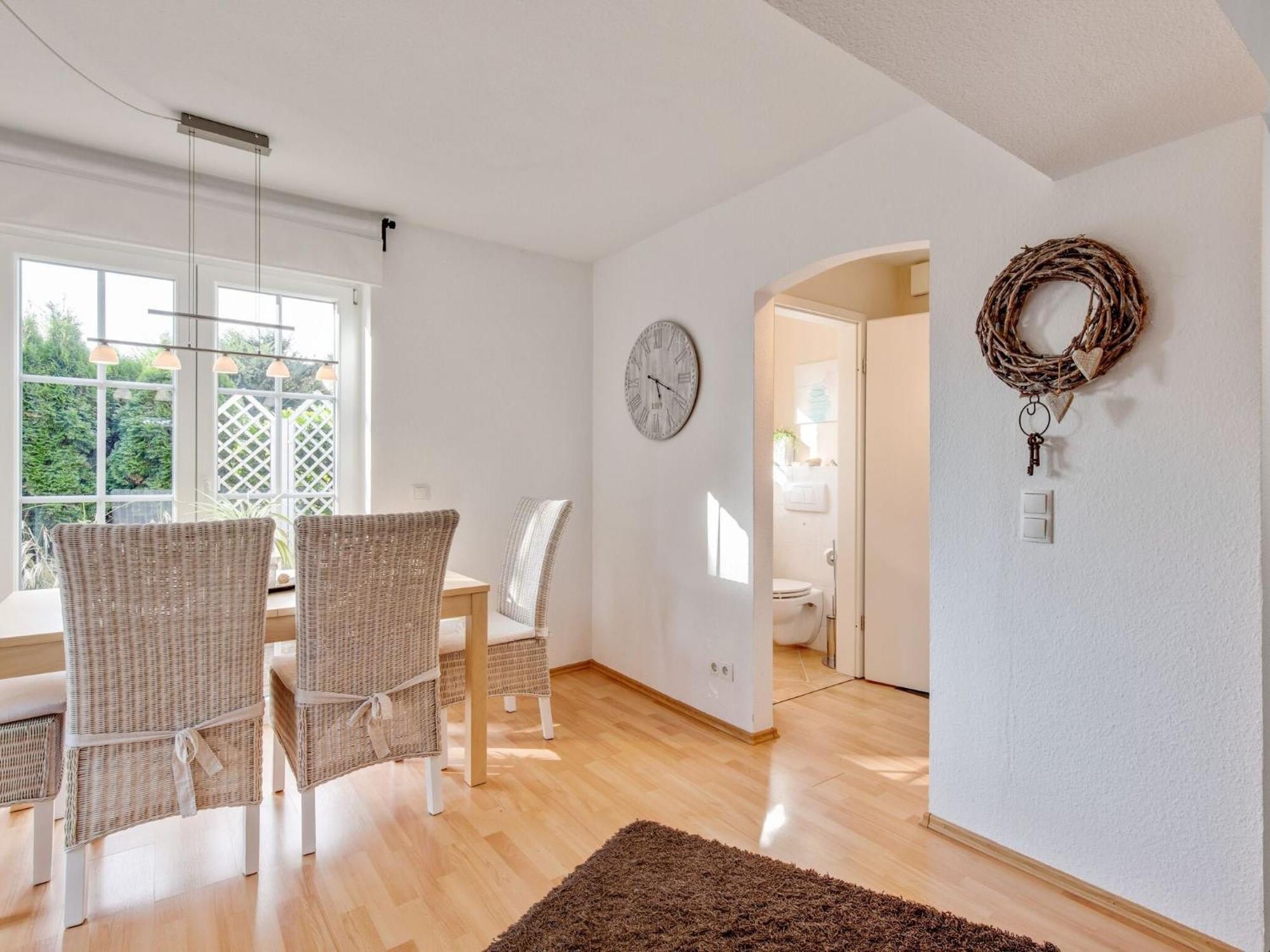Enticing Holiday Home In Oldenburg With Garden Near Sea Dannau Екстер'єр фото