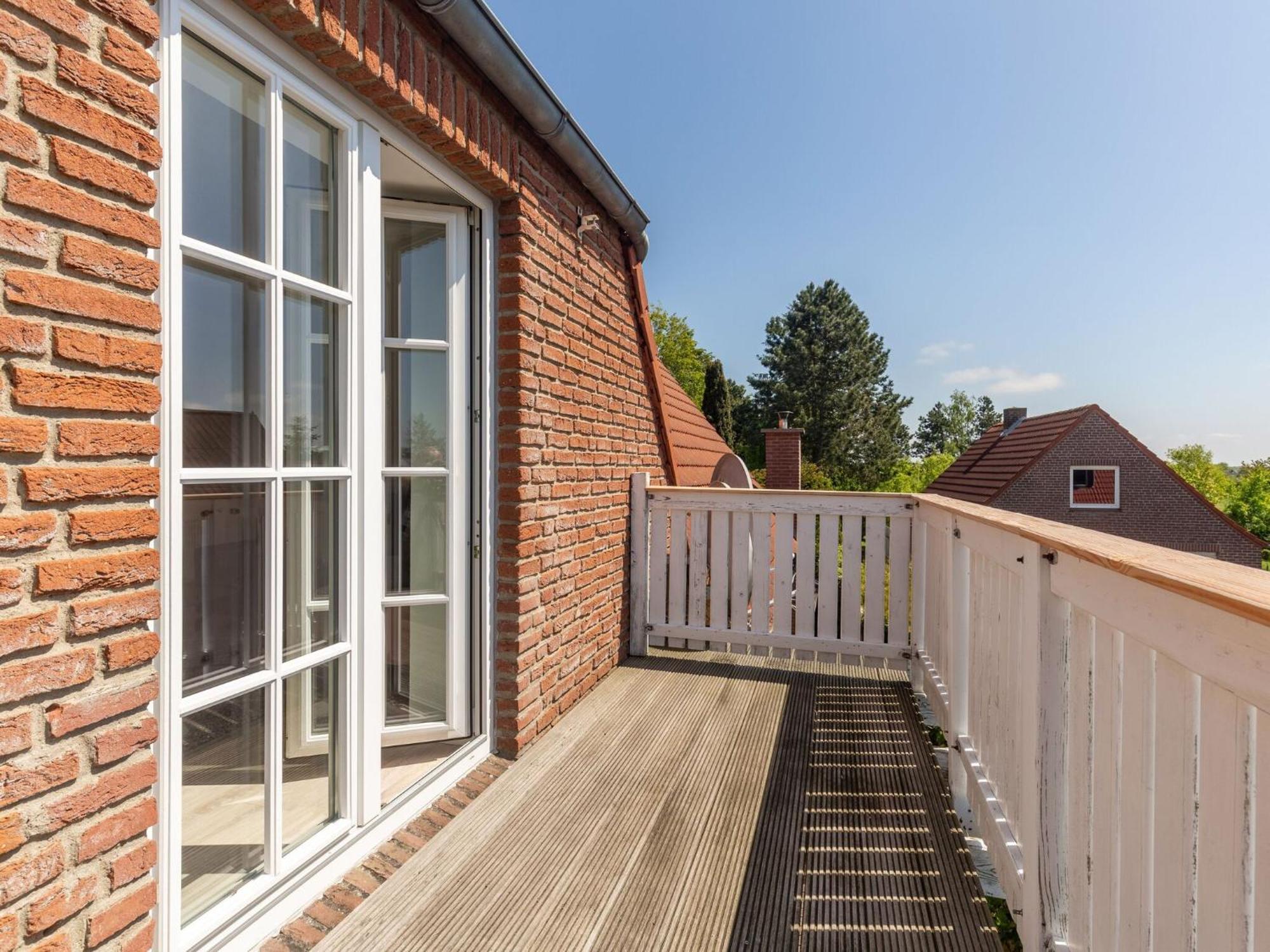 Enticing Holiday Home In Oldenburg With Garden Near Sea Dannau Екстер'єр фото