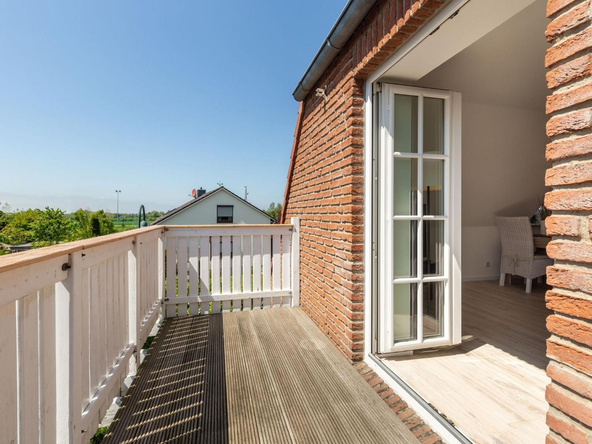 Enticing Holiday Home In Oldenburg With Garden Near Sea Dannau Екстер'єр фото
